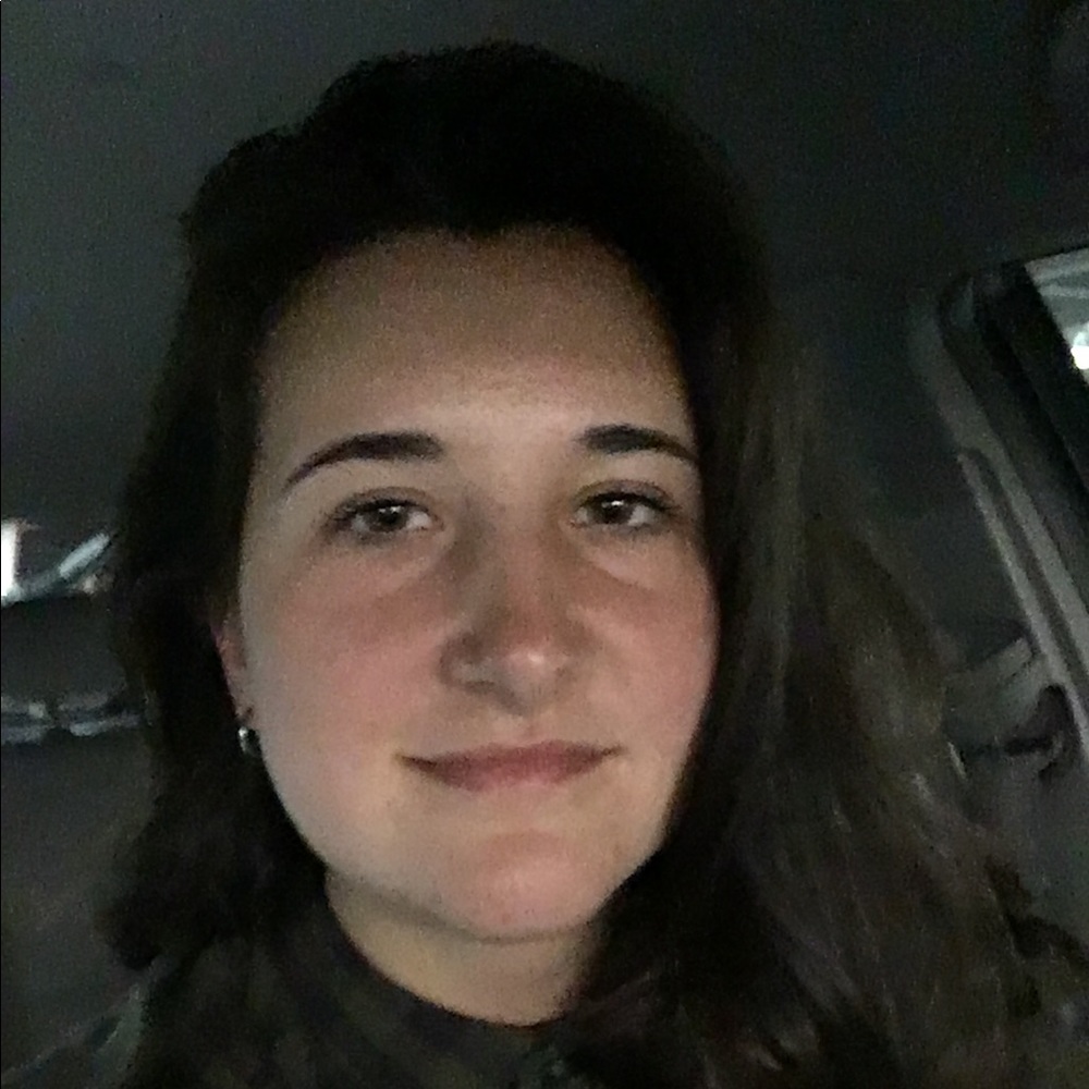 Meet your Posher, Christine